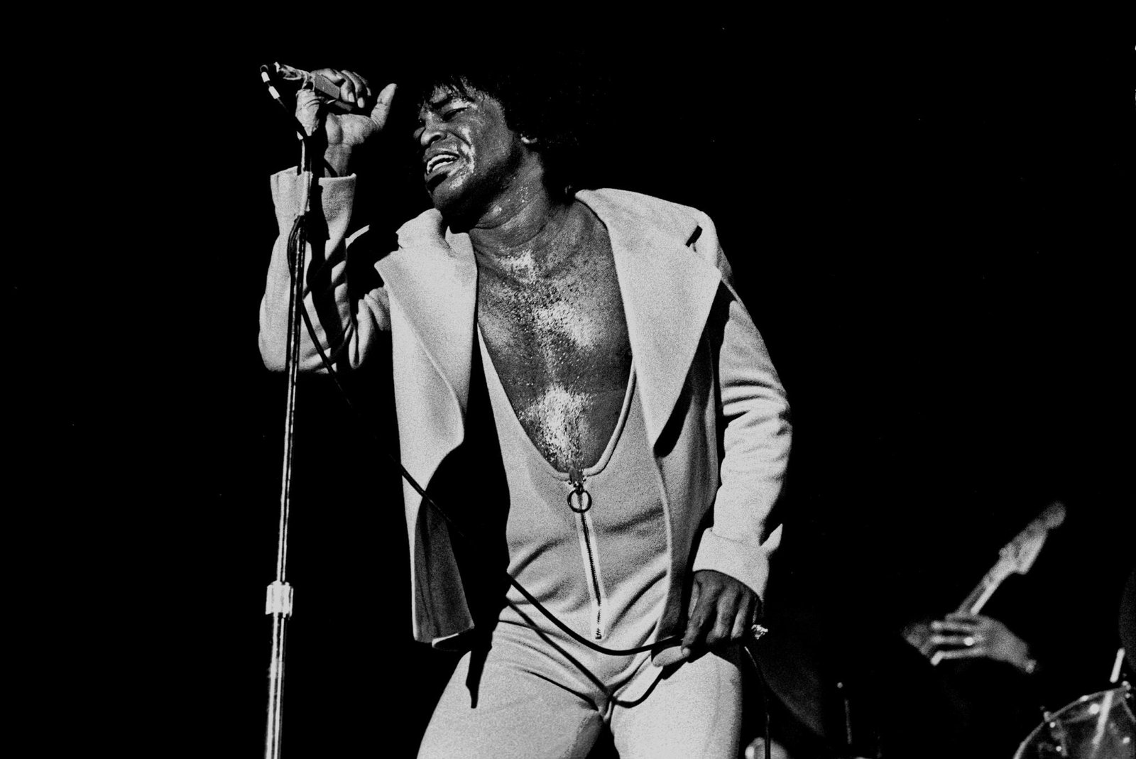 http://www.radiolaurbana.com.br/wp-content/uploads/2013/05/JamesBrown80.jpg